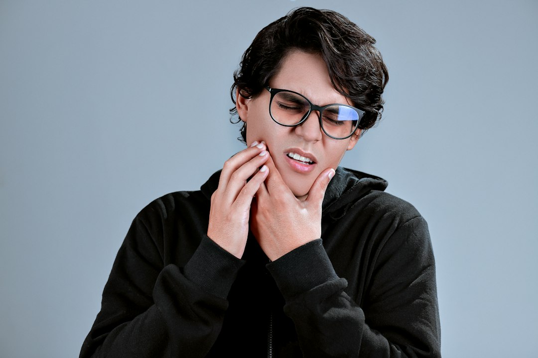 Dolor dental que requiere valoración